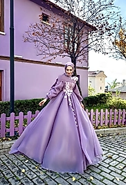 Leylak çiçekli elbise